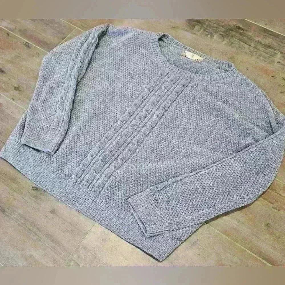 Pink Rose Sweater Blue Cropped Cable Knit